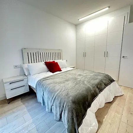 Jacinto Benavente 15, 1a Con Parking Gratis By Ybh * Βίγκο